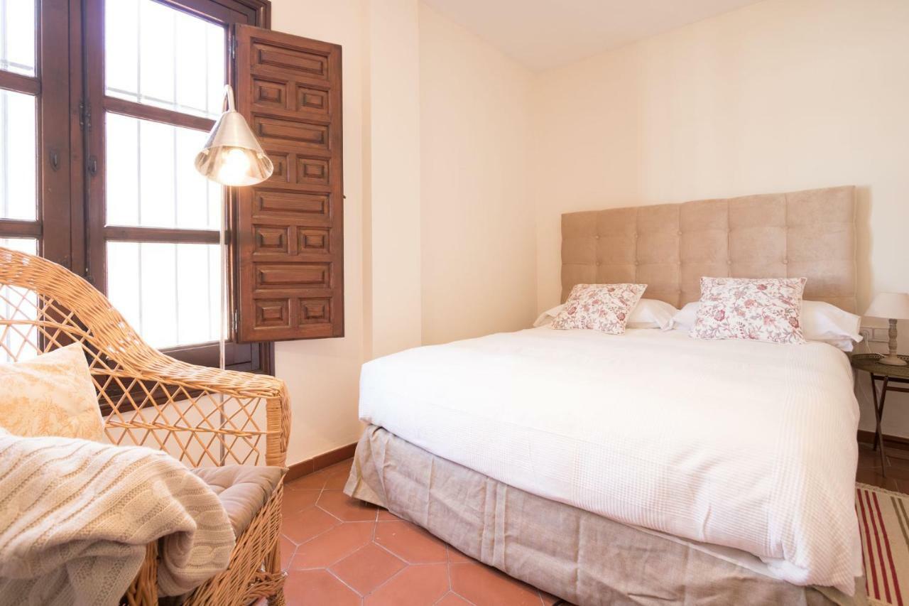 Flamencos Apartamento Con Garage 5 Pax Apartman Sevilla Kültér fotó